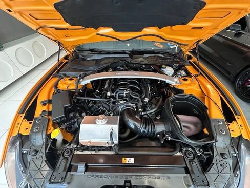Used 2018 Ford Mustang Shelby GT350 w/ Electronics Package RWD image 14