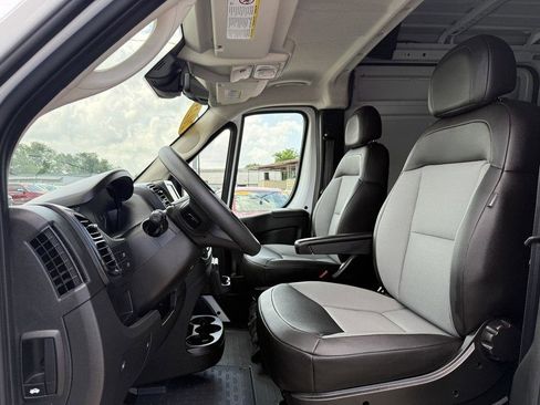 Used 2025 RAM ProMaster 3500 w/ Safety Group image 11