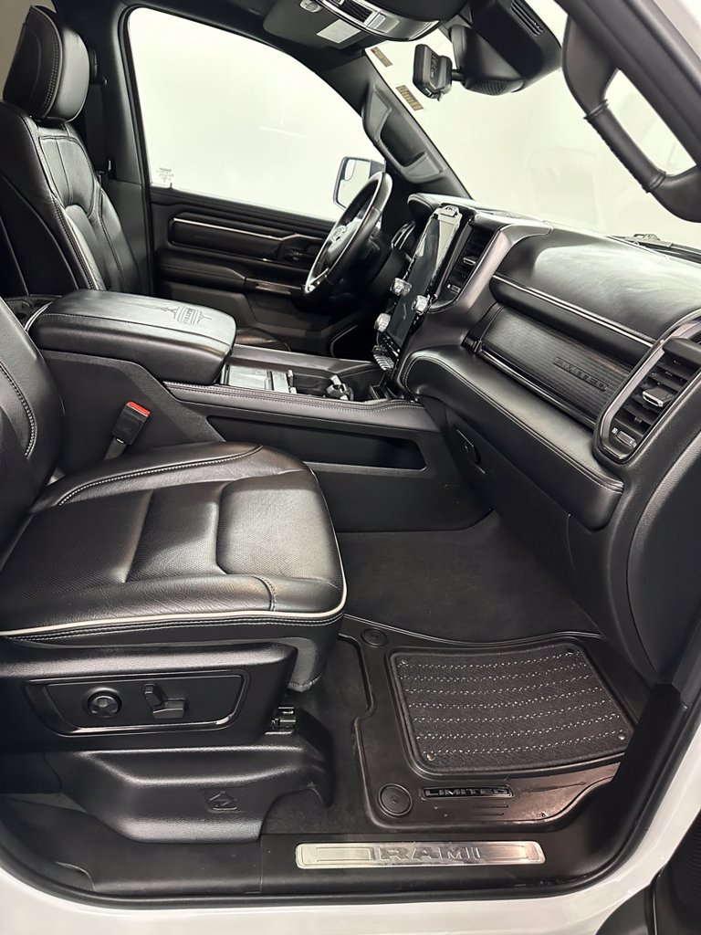 Used 2024 RAM 1500 Limited AWD/4WD image 40
