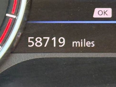 Used 2024 Nissan Sentra SV image 31