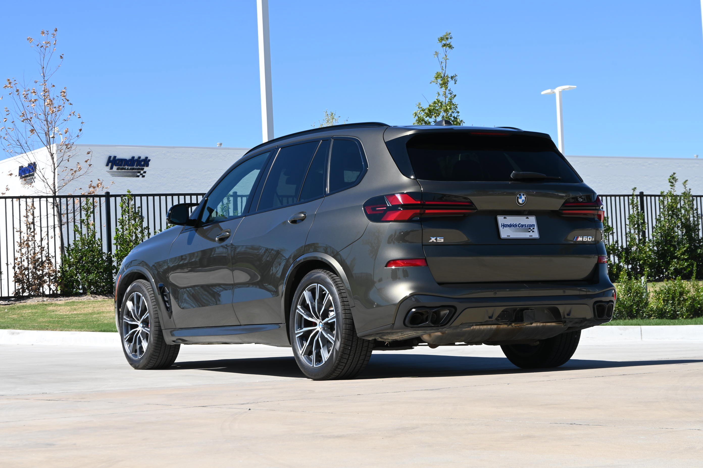 Used 2025 BMW X5 M60i w/ Executive Package AWD/4WD image 7
