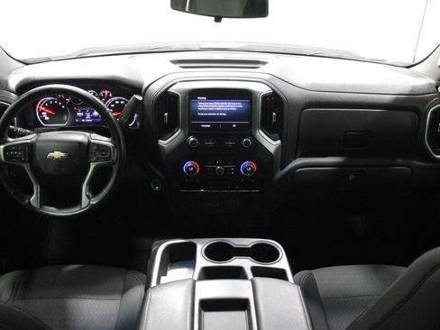 Used 2021 Chevrolet Silverado 1500 LT RWD image 2