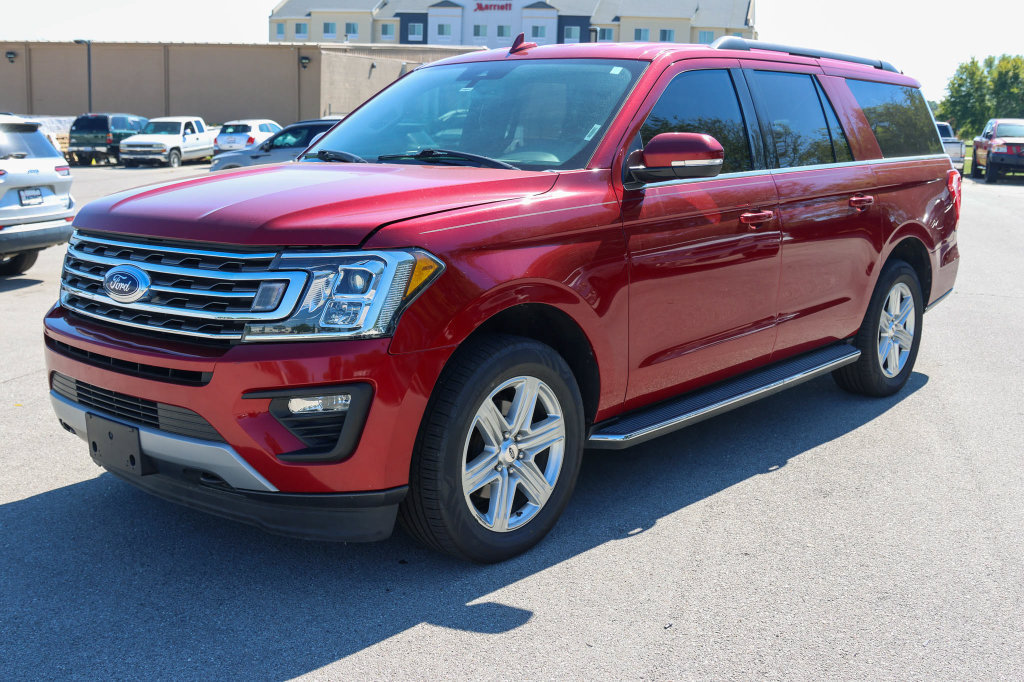 Used 2019 Ford Expedition Max XLT w/ Equipment Group 202A AWD/4WD image 3