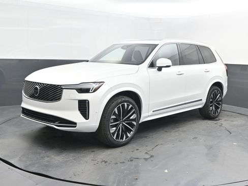 New 2026 Volvo XC90 B5 Plus w/ Protection Package AWD/4WD image 1