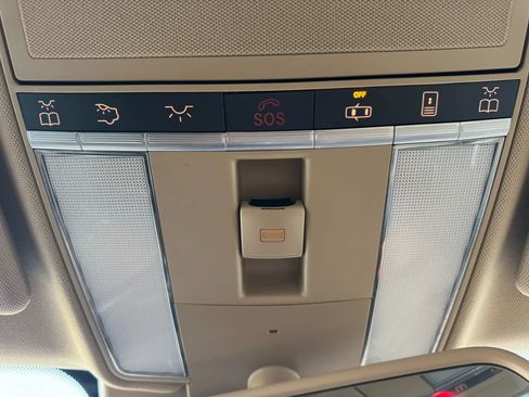 Used 2013 Mercedes-Benz S 550 S 550 4MATIC Sedan 4D image 31