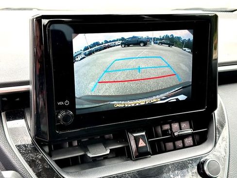 Used 2023 Toyota Corolla LE FWD image 15