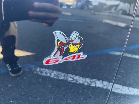 Used 2017 Dodge Challenger R/T Scat Pack w/ Leather Interior Group image 3