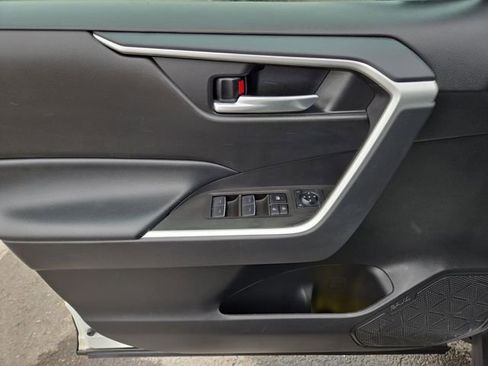 Used 2023 Toyota RAV4 XLE image 14