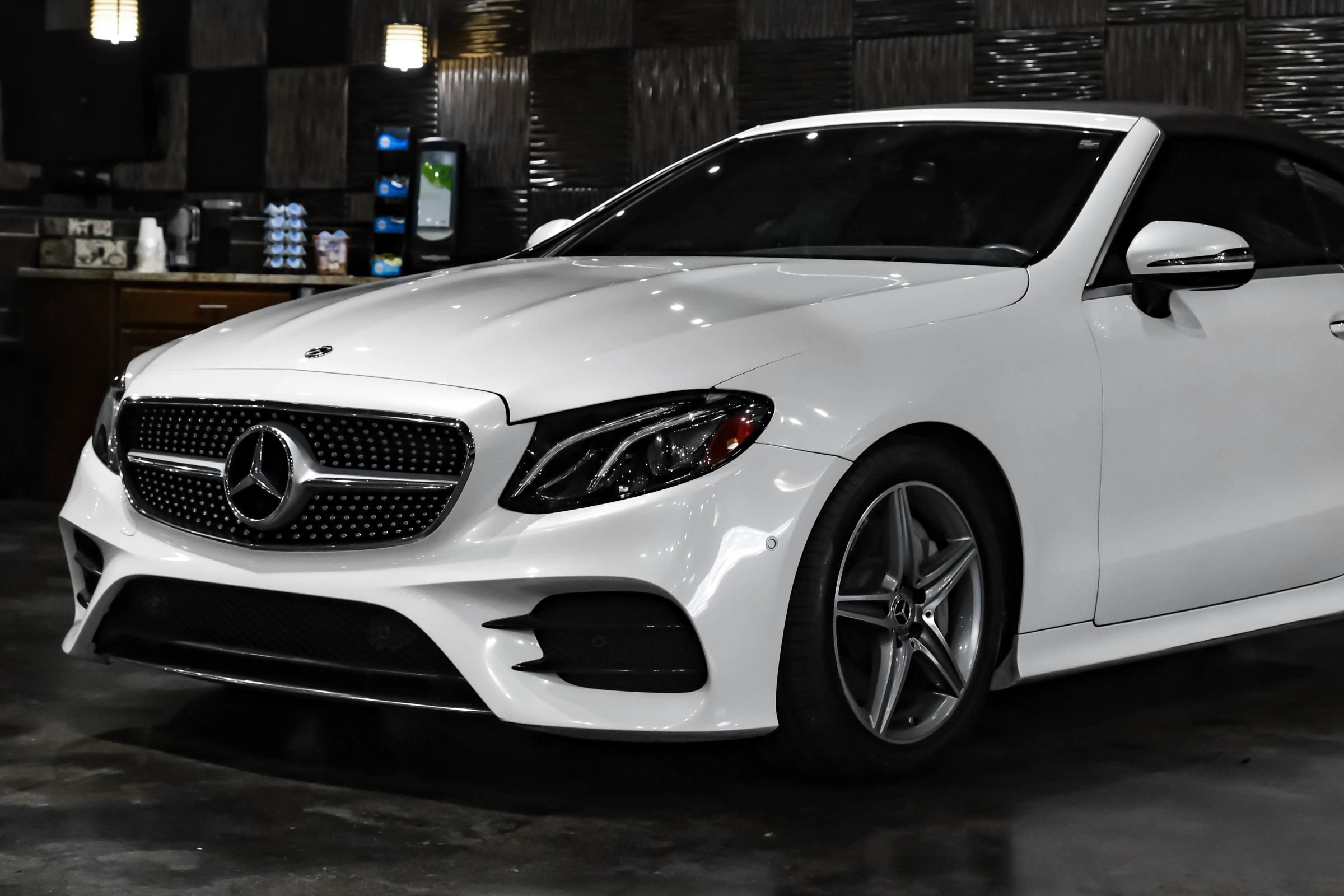 Used 2018 Mercedes-Benz E 400 Cabriolet image 11