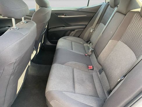 Used 2025 Toyota Camry LE FWD image 25