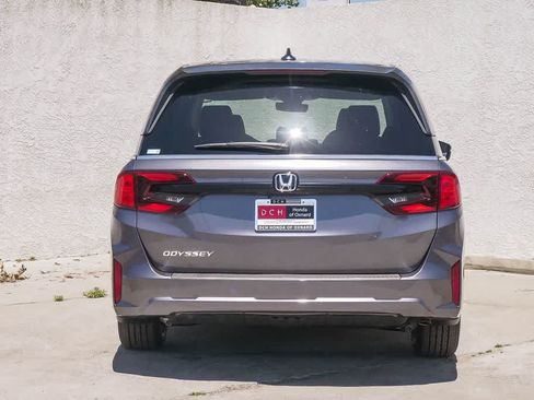 New 2026 Honda Odyssey EX-L image 8