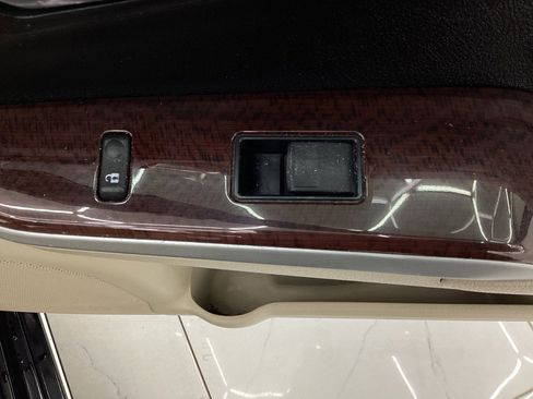 Used 2014 Toyota Camry XLE image 42