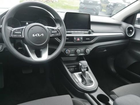 Used 2024 Kia Forte LXS FWD image 39