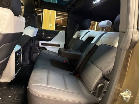 Used 2025 GMC Hummer EV 3X w/ LPO, Sport Package image 49