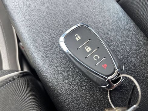 Used 2025 Chevrolet TrailBlazer LT FWD image 22
