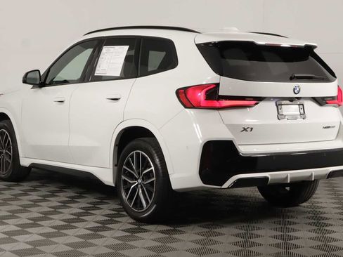 Used 2023 BMW X1 xDrive28i w/ Premium Package AWD/4WD image 3