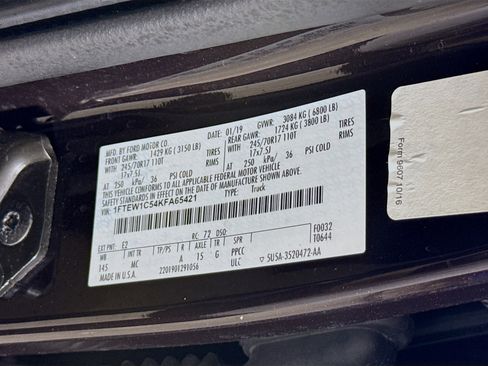 Used 2019 Ford F150 XLT image 36