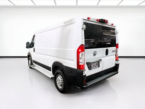 Used 2025 RAM ProMaster 2500 w/ U-Haul Equipment Group FWD image 6