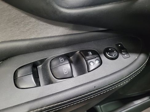 Used 2019 Nissan Murano SV w/ Premium Package AWD/4WD image 27