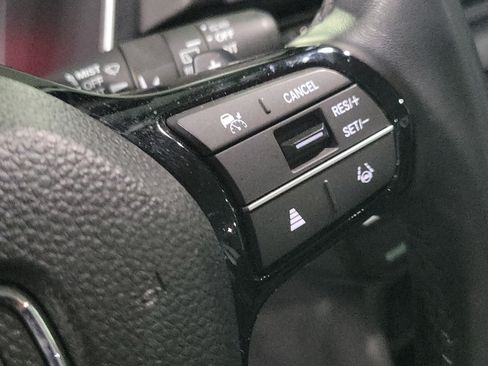Certified 2025 Honda Pilot EX-L image 25