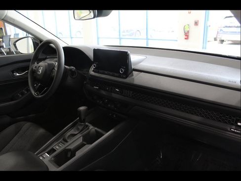 Certified 2025 Honda Accord SE image 22