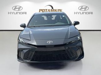 Used 2025 Toyota Camry SE FWD video 2