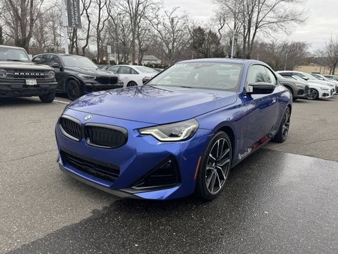 Used 2023 BMW M240i xDrive Coupe w/ Premium Package image 9