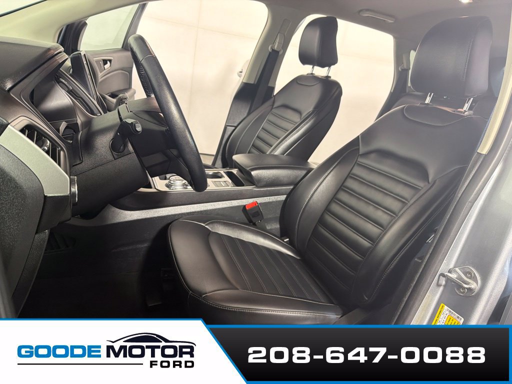 Used 2024 Ford Edge SEL AWD/4WD image 10