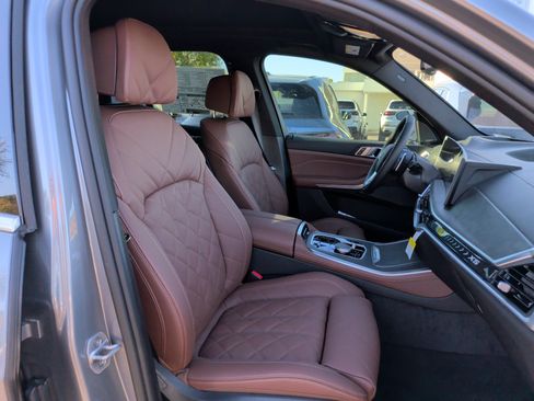 Used 2026 BMW X5 xDrive50e w/ Climate Comfort Package AWD/4WD image 21