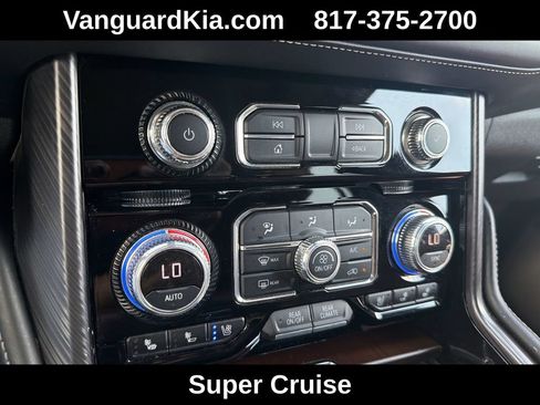 Used 2023 GMC Yukon XL Denali Ultimate AWD/4WD image 20