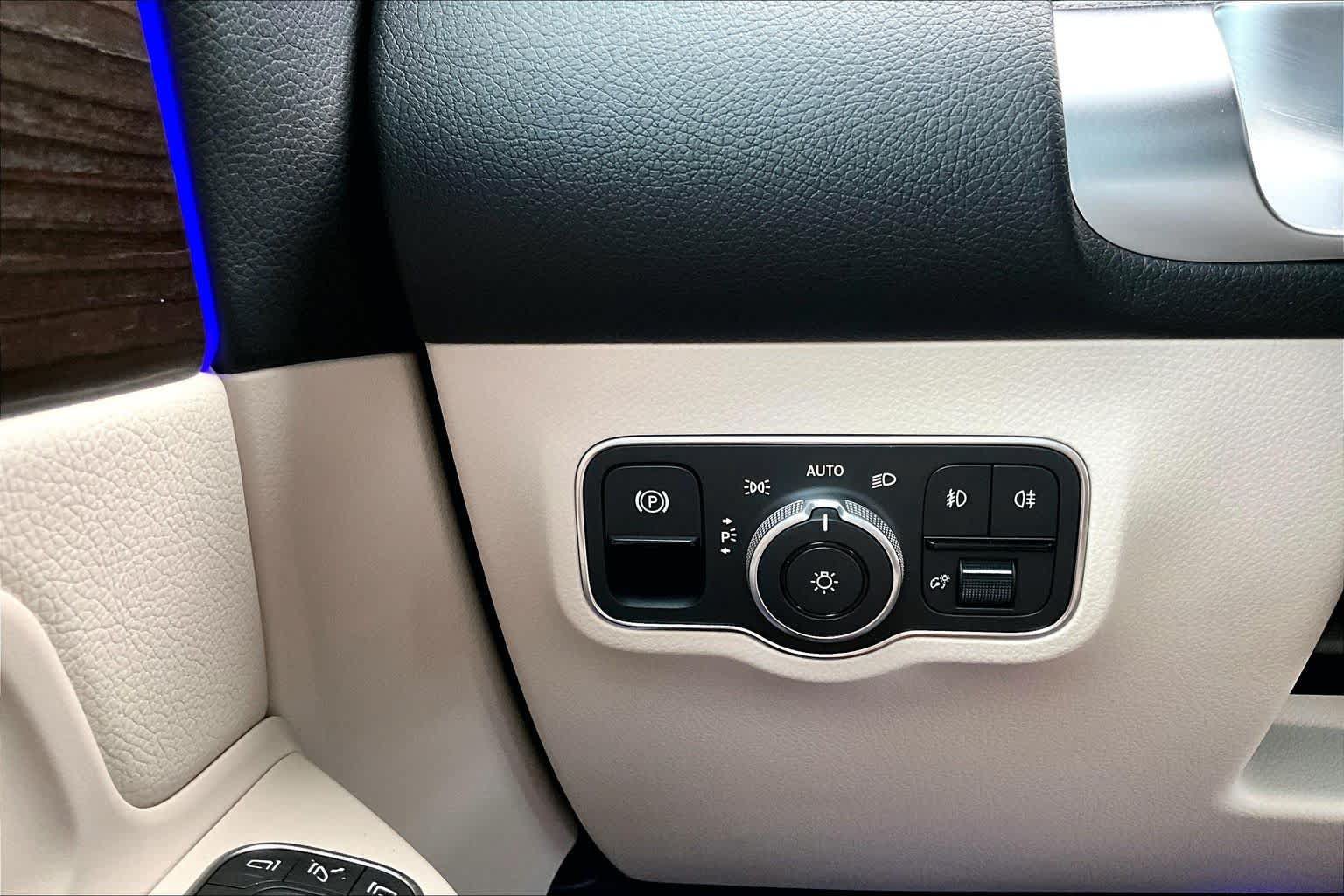 Used 2026 Mercedes-Benz GLB 250 image 13
