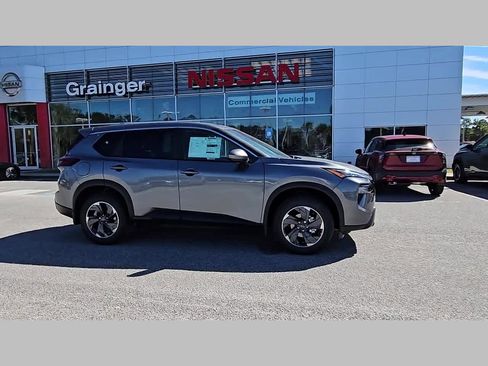 New 2026 Nissan Rogue SV image 35