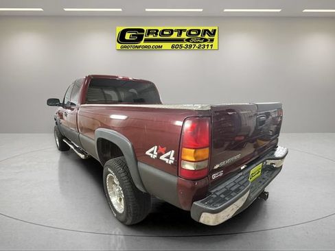 Used 2001 Chevrolet Silverado 2500 LS w/ Off-Road Skid Plate Pkg AWD/4WD image 2