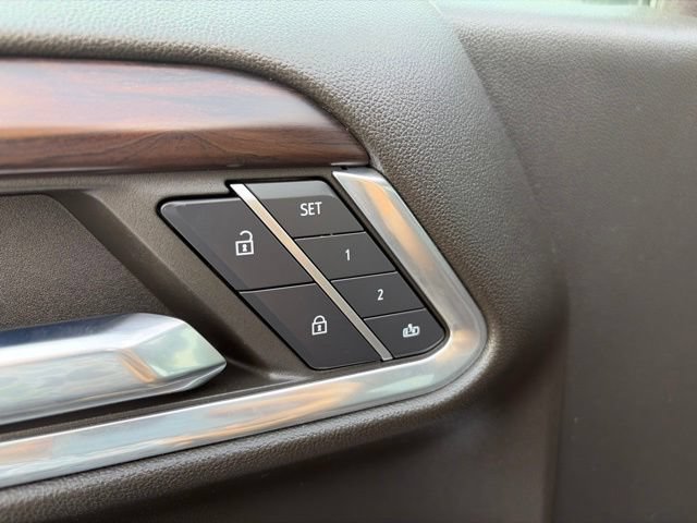 Used 2024 GMC Sierra 1500 SLT AWD/4WD image 14