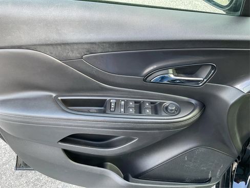 Used 2019 Buick Encore Preferred w/ Safety Package AWD/4WD image 19