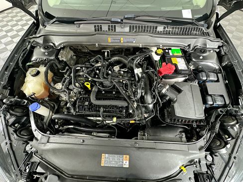 Used 2019 Ford Fusion SE w/ Equipment Group 151A image 31