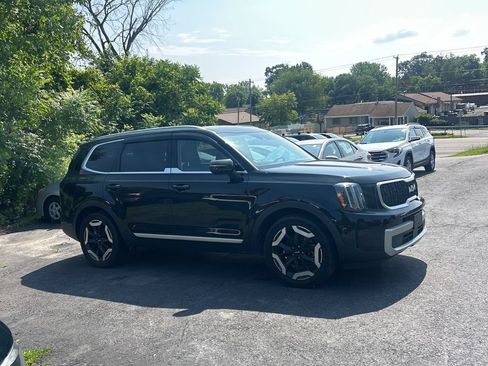 Used 2023 Kia Telluride EX AWD/4WD image 9