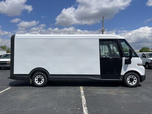Used 2024 Chevrolet Brightdrop 600 w/ Commercial Equipment Package AWD/4WD image 13