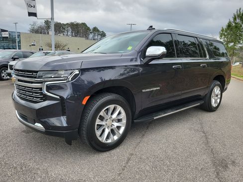 Used 2023 Chevrolet Suburban Premier image 24