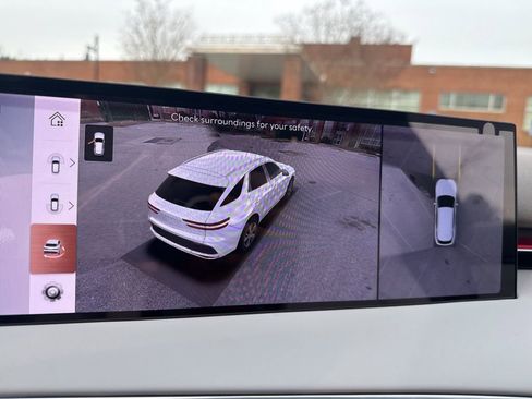 New 2026 Genesis GV70 2.5T Advanced image 21