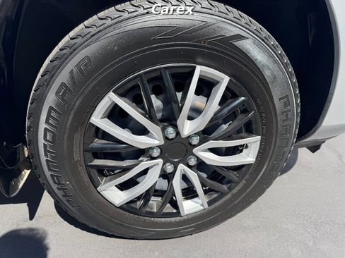 Used 2013 Nissan Rogue S FWD image 27