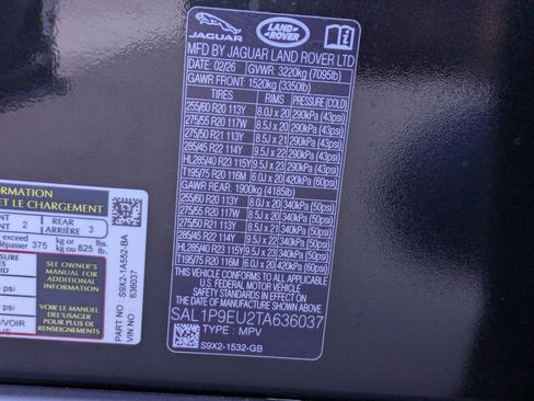 New 2026 Land Rover Range Rover Sport SE AWD/4WD image 33