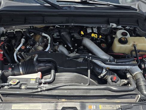 Used 2011 Ford F350 Lariat w/ Lariat Ultimate Pkg AWD/4WD image 15