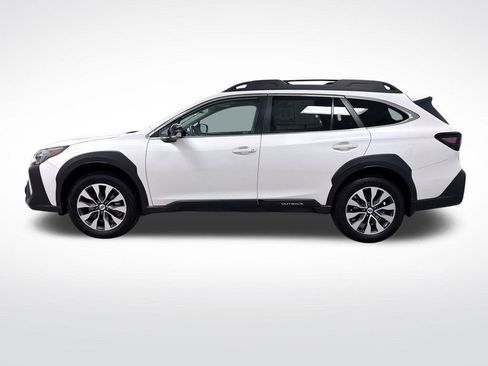 Used 2023 Subaru Outback Limited image 10