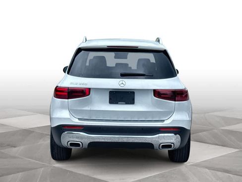 Used 2025 Mercedes-Benz GLB 250 image 7