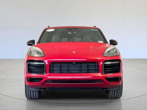 Certified 2023 Porsche Cayenne AWD/4WD image 11