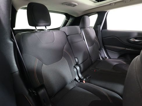 Used 2016 Jeep Cherokee 75th Anniversary image 20