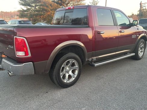 Used 2017 RAM 1500 Laramie w/ Convenience Group image 46