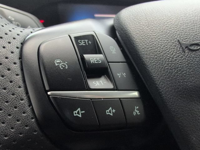 Used 2023 Ford Escape ST-Line w/ Tech Pack #1 FWD image 21