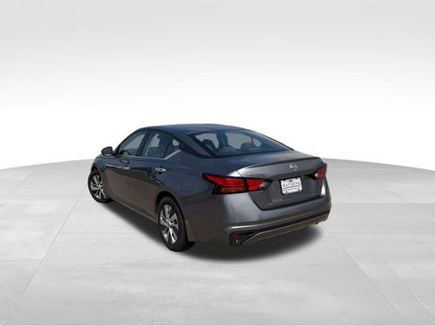 Used 2024 Nissan Altima 2.5 S FWD image 4